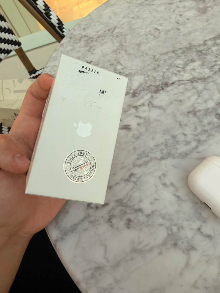 AirPods Pro 3 - 7