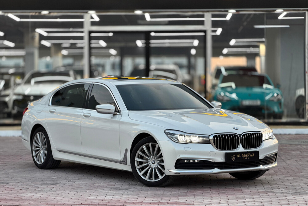 BMW 730Li Model: 2019 - 2