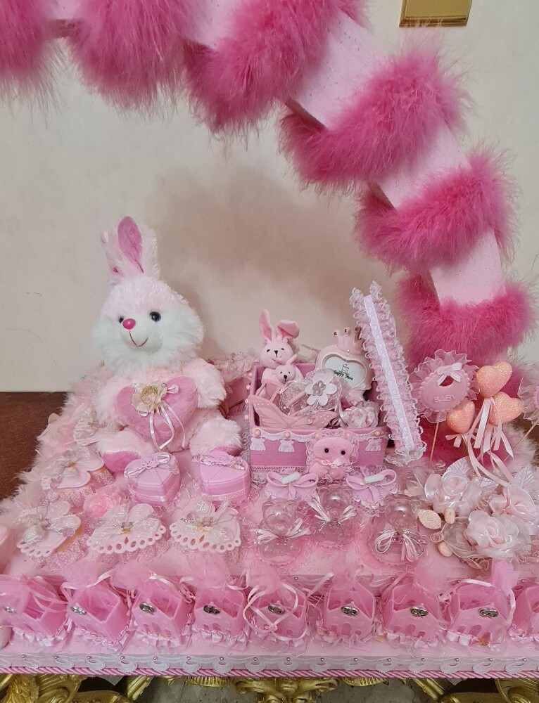 gift stand for baby born - 9