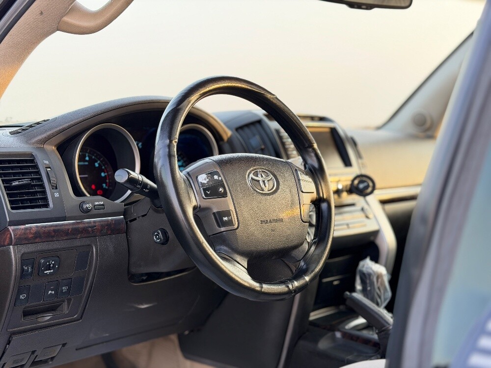 Toyota land cruuser vxr 2008 - 6