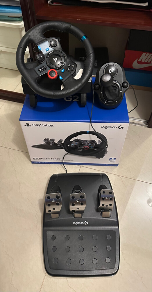 g29 steering wheel - 1