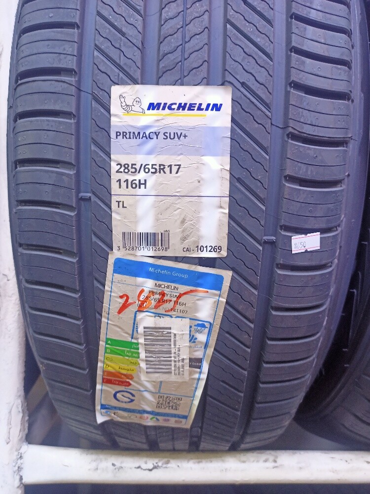 Michelin 285/65/17 - 1