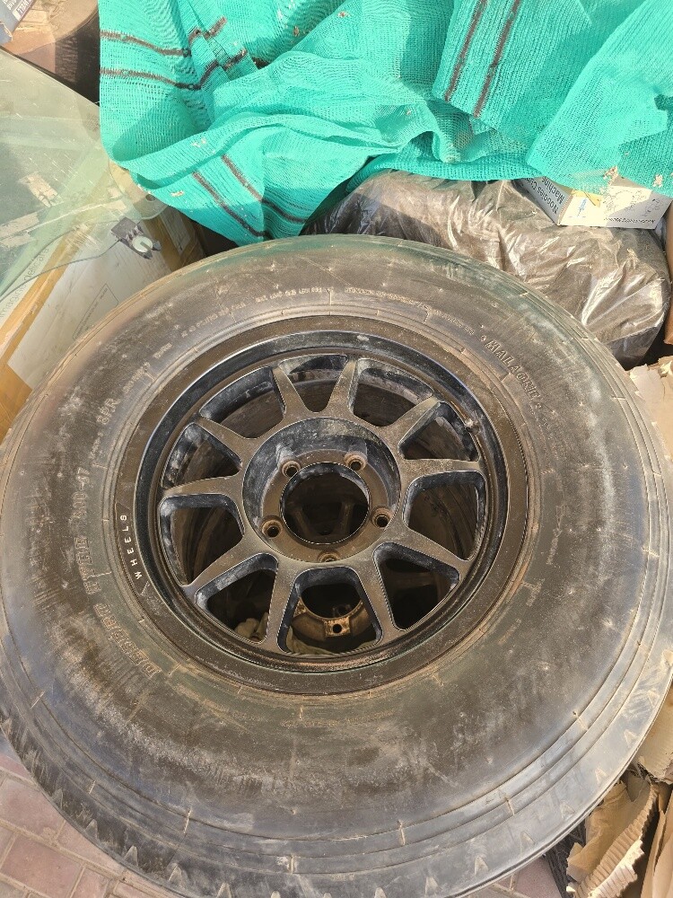 Rim with tires 17 inch's 4 X 4 - 2
