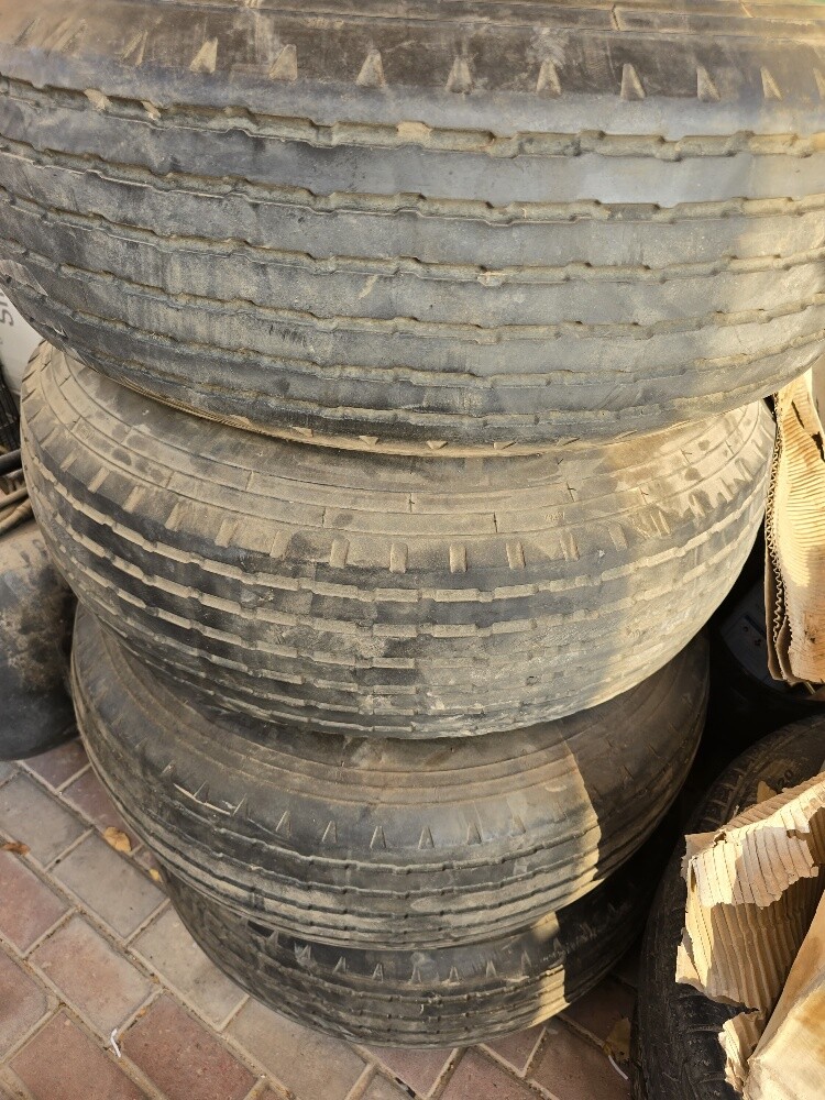 Rim with tires 17 inch's 4 X 4 - 3