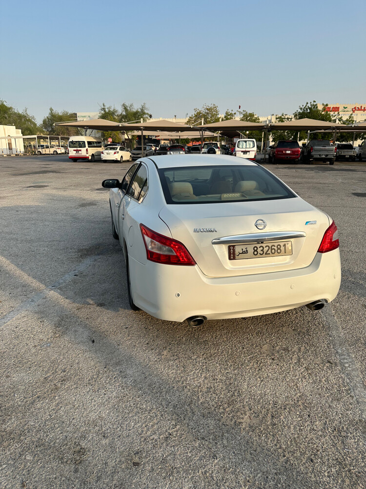 Nissan Maxima 2011 for sale - 3
