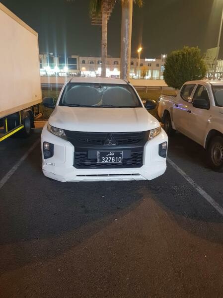 Mitsubishi L200 Pich-up  4 doors - 1