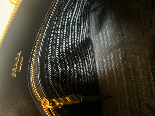 New, Original Prada Leather bag - 5