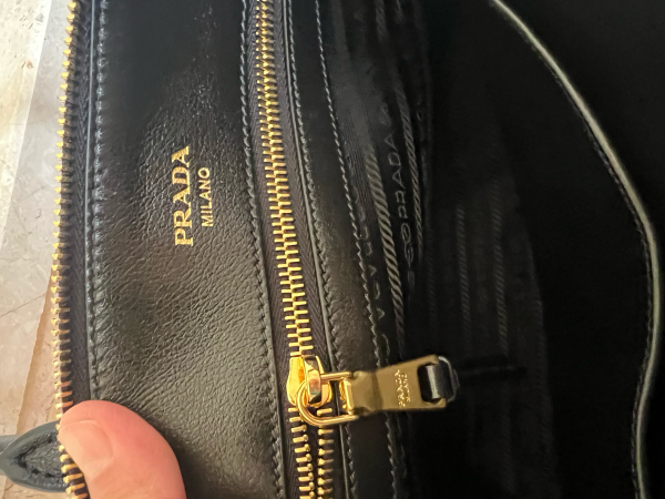 New, Original Prada Leather bag - 4