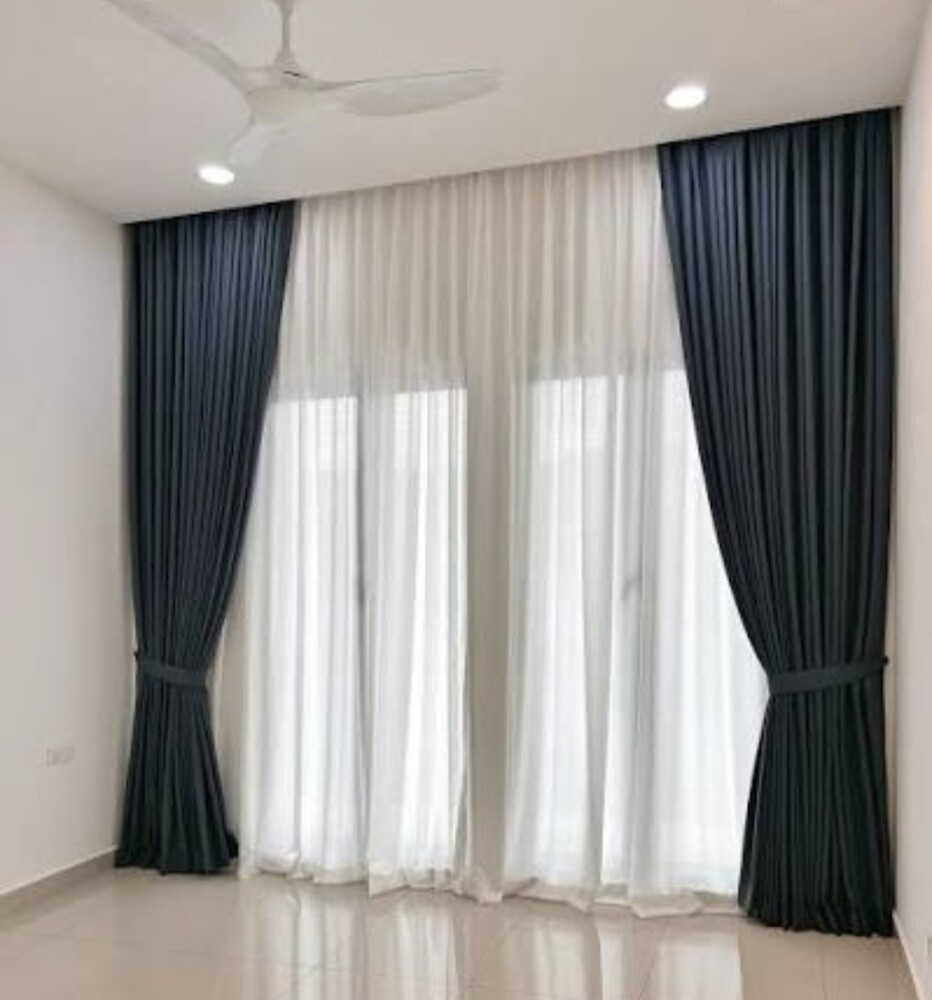 Qatari window curtains - 1