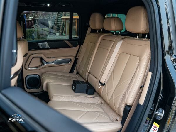 BYD Leopard 8 Flagship - 10