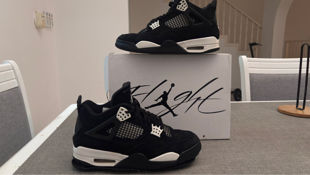 Jordan 4  - 6