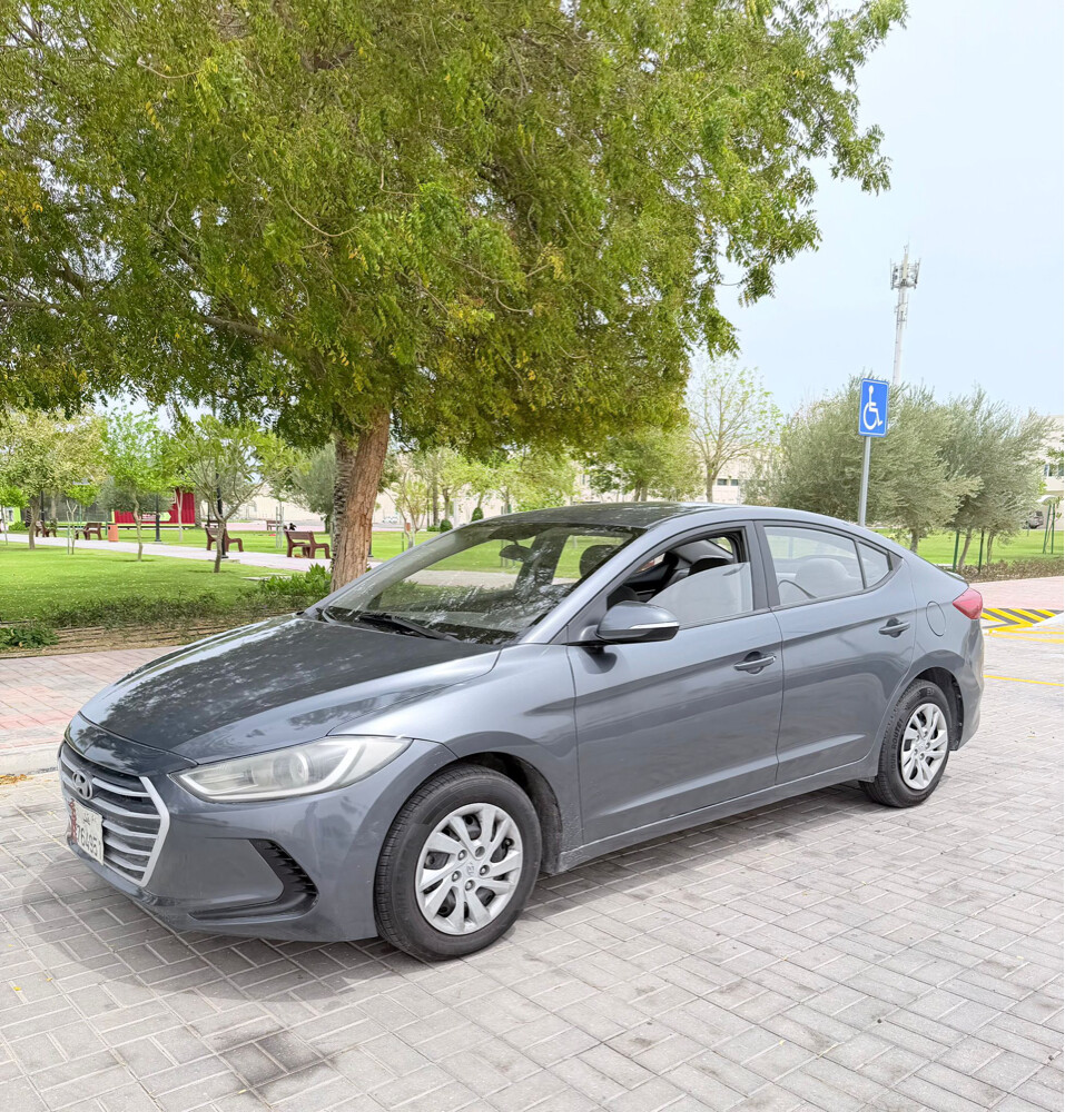 Hyundai Elantra 2018 - 3
