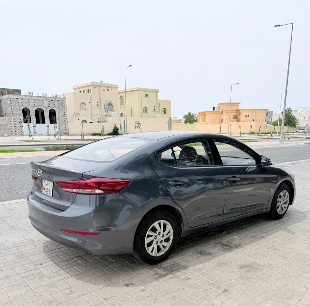 Hyundai Elantra 2018 - 6