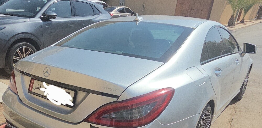 Mercedes CLS 500 low mileage - 2