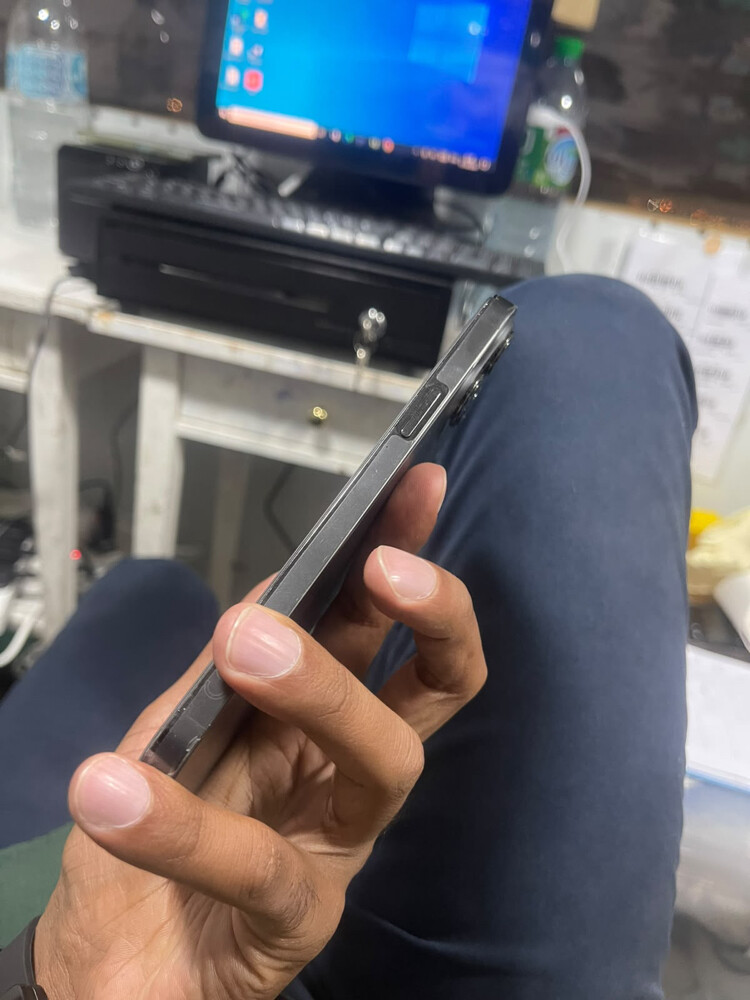 13 Pro Max - 10