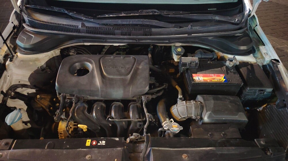 Hyundai Accent - 5