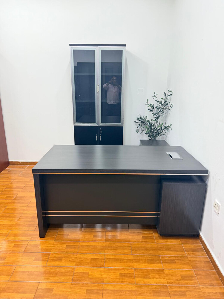 Used Office furniture sell - 29