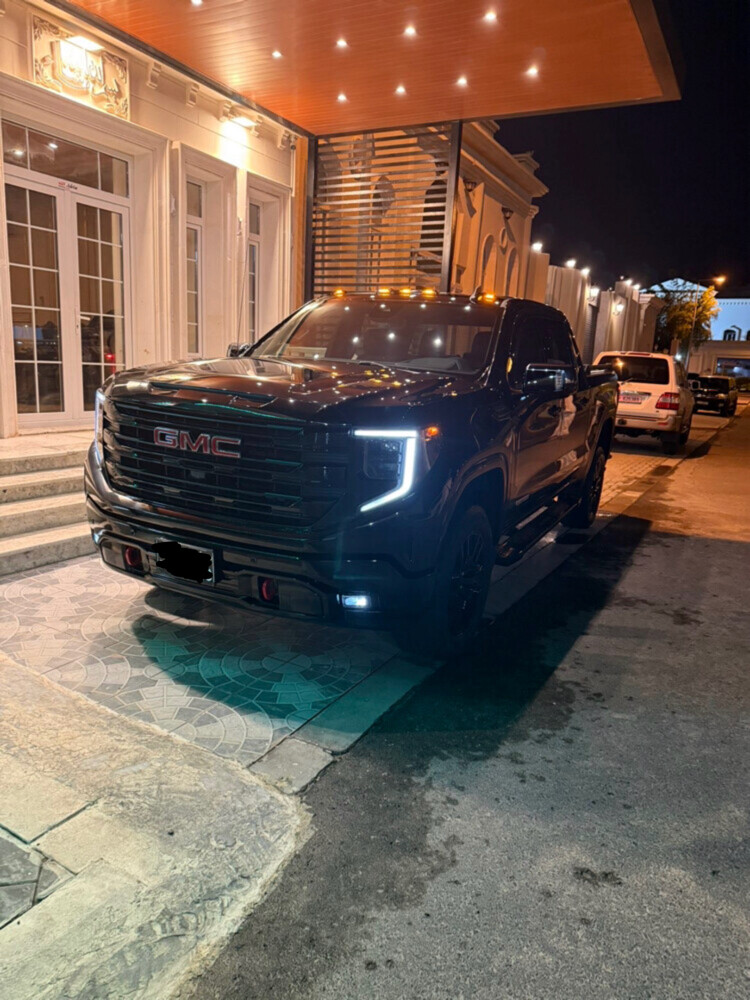 GMC SIERRA - 1