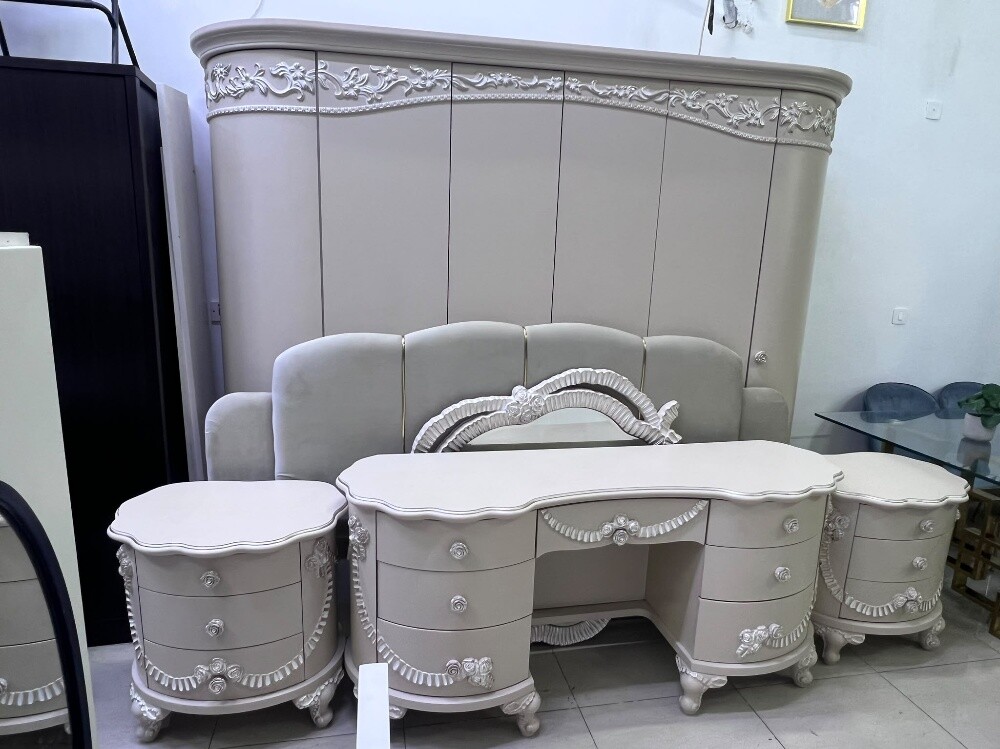 Luxury bed room set for Sell - 2