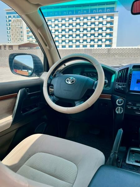 Toyota Land Cruiser GXR - 6