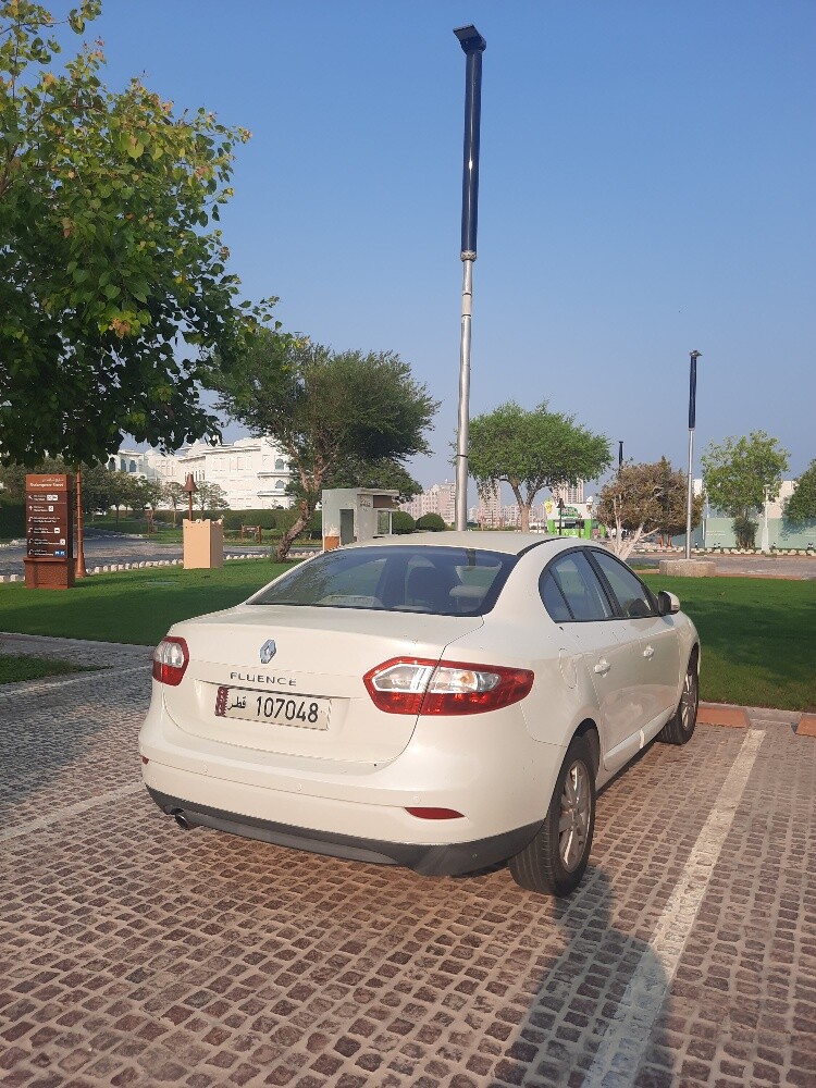 Renault fluence white - 2