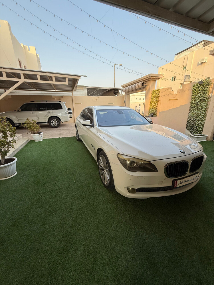 BMW 750Li - 10