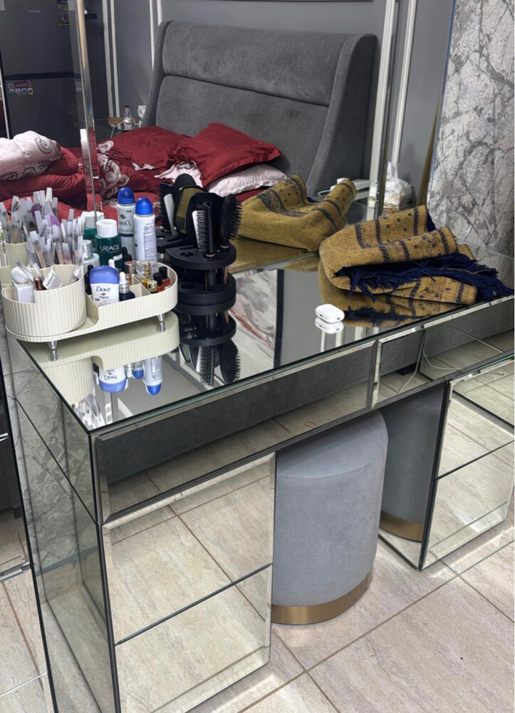 dressing table - 2