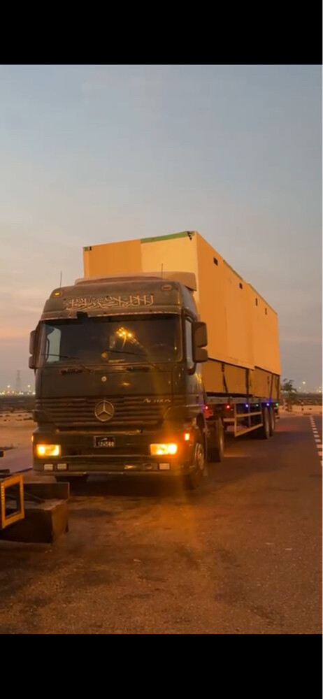 cranes and Trailers For rent - 1