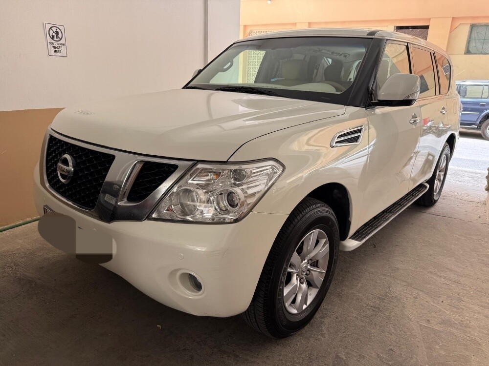 Nissan Patrol 2010 - 1