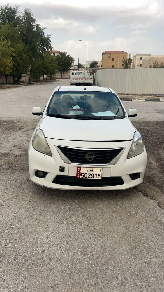Nissan Sony for sale2012 - 1
