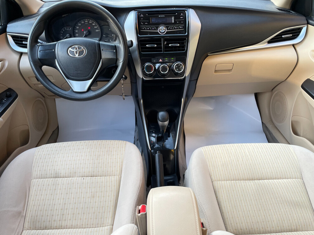 Toyota Yaris 2019 1.5 E - 8