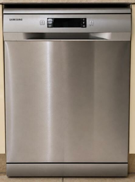 Samsung Silver Dishwasher - 1