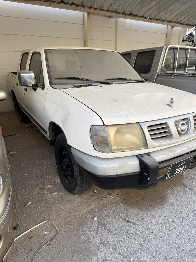 لبيع بيكم نيسان مع رقم رباعي نادر - 3
