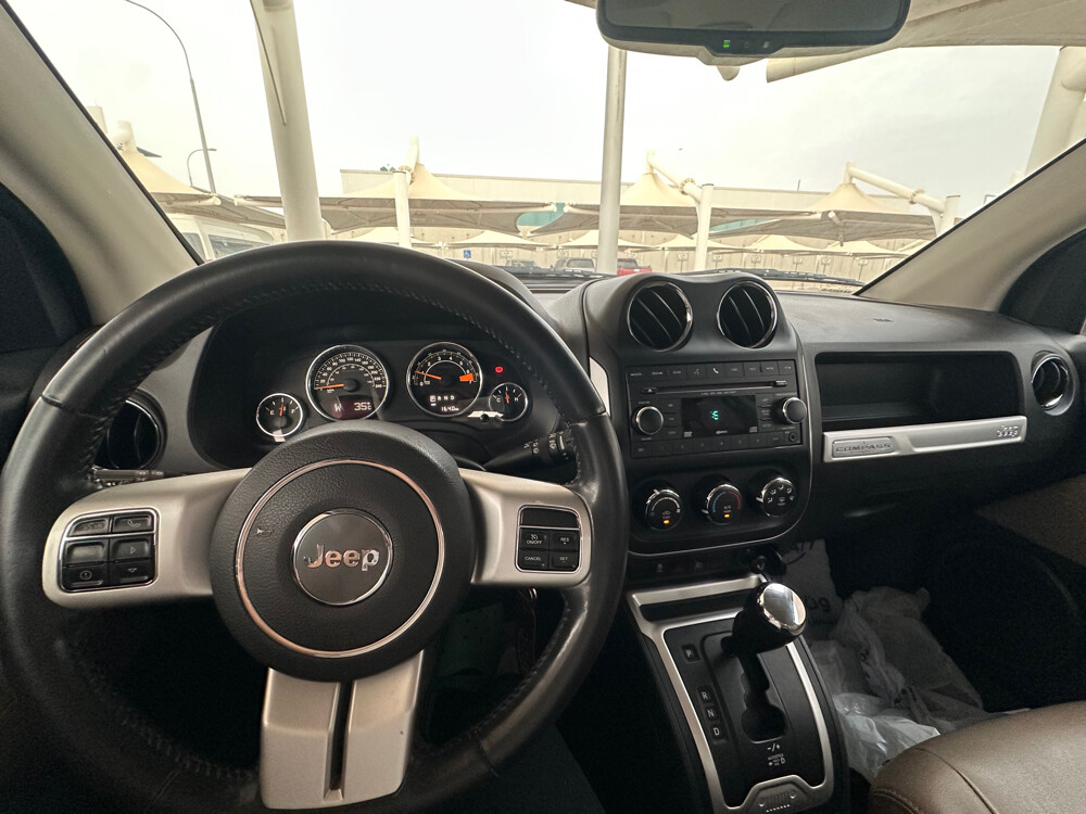 2017 Jeep Compass Low Mileage - 5