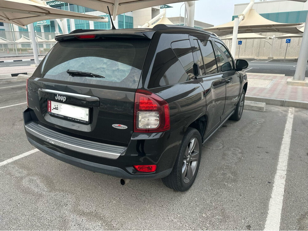2017 Jeep Compass Low Mileage - 6
