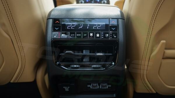 2025 Jeep Grand Cherokee Summit - 12