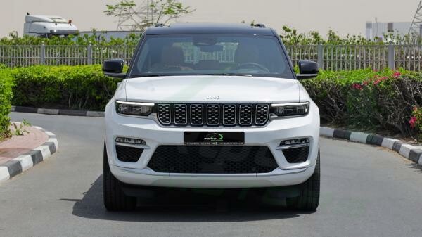 2025 Jeep Grand Cherokee Summit - 4