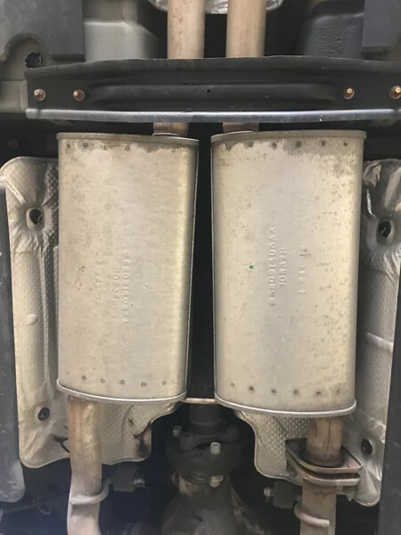 Dodge Charger mid muffler original  - 1