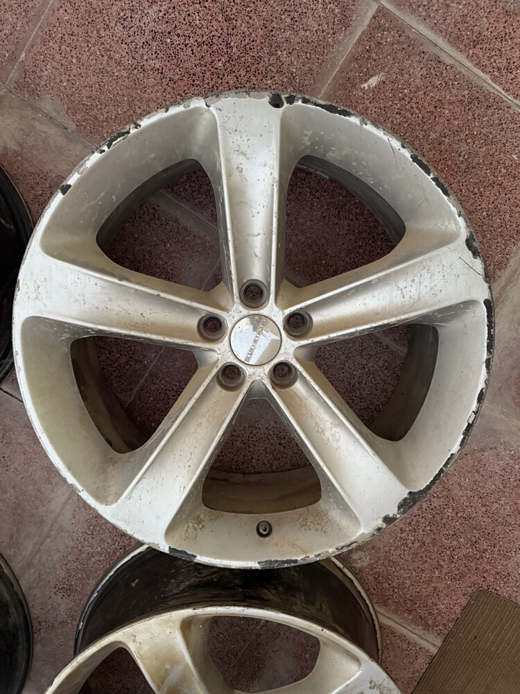 Dodge Challenger charger RT rims  - 3