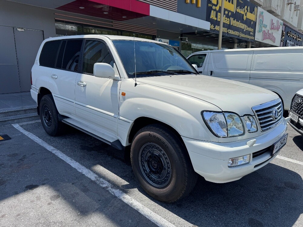 Lexus LX470 - 2