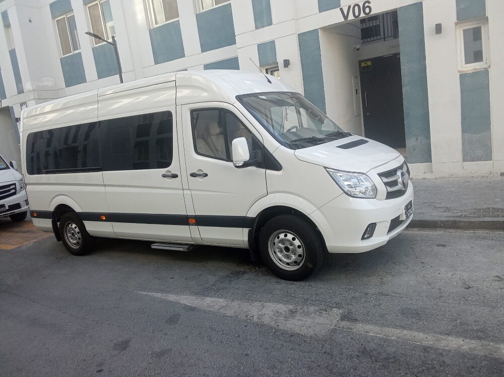 ايجار بالسائق للاتصال 31458868 - 3