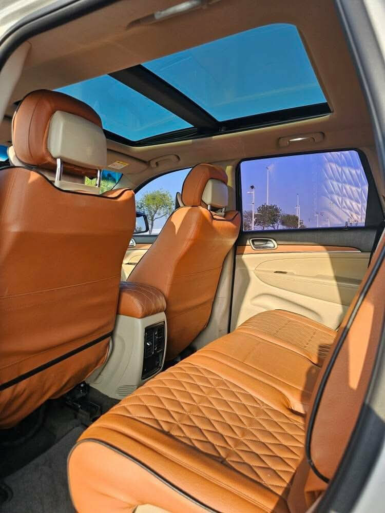 Jeep Grand Cherokee Overland 2012 V - 2