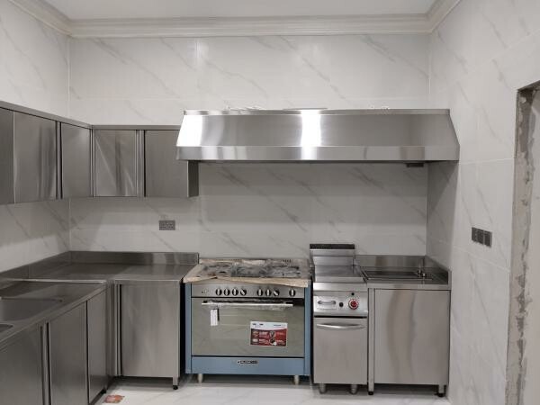 SS KITCHEN BASE & WALL CABINET - 3