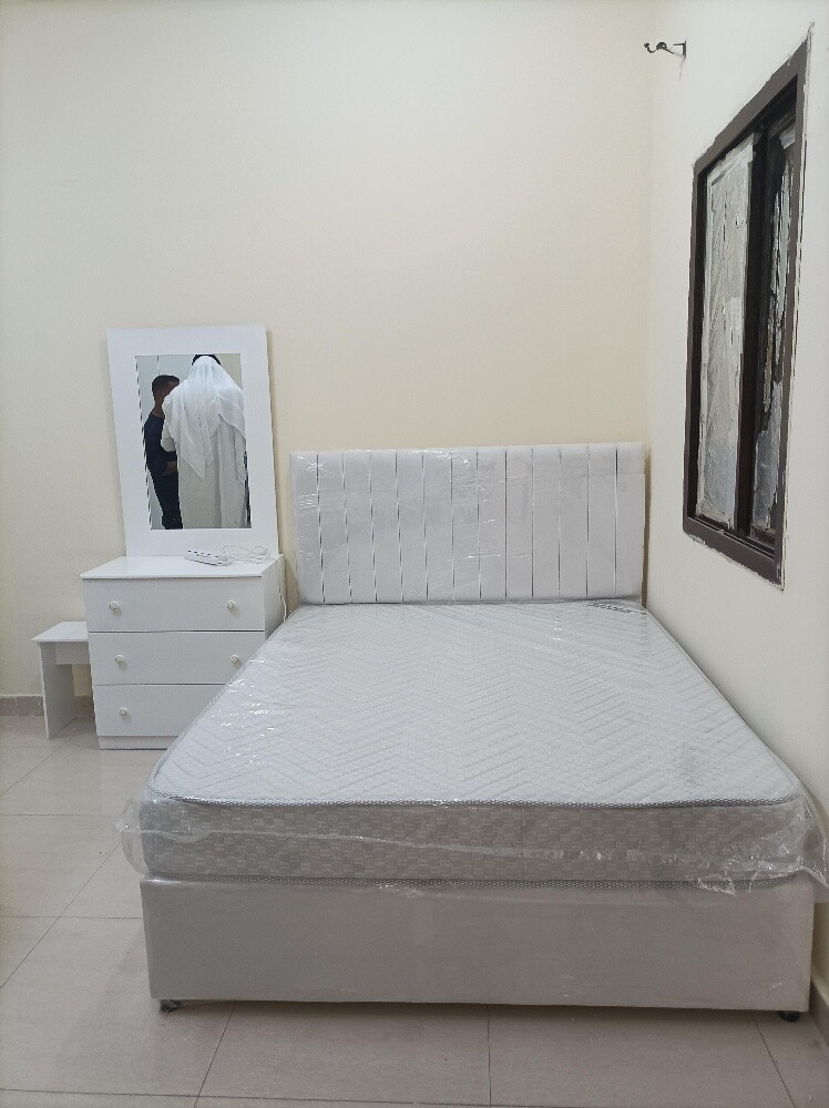 Bed or mattress available - 11