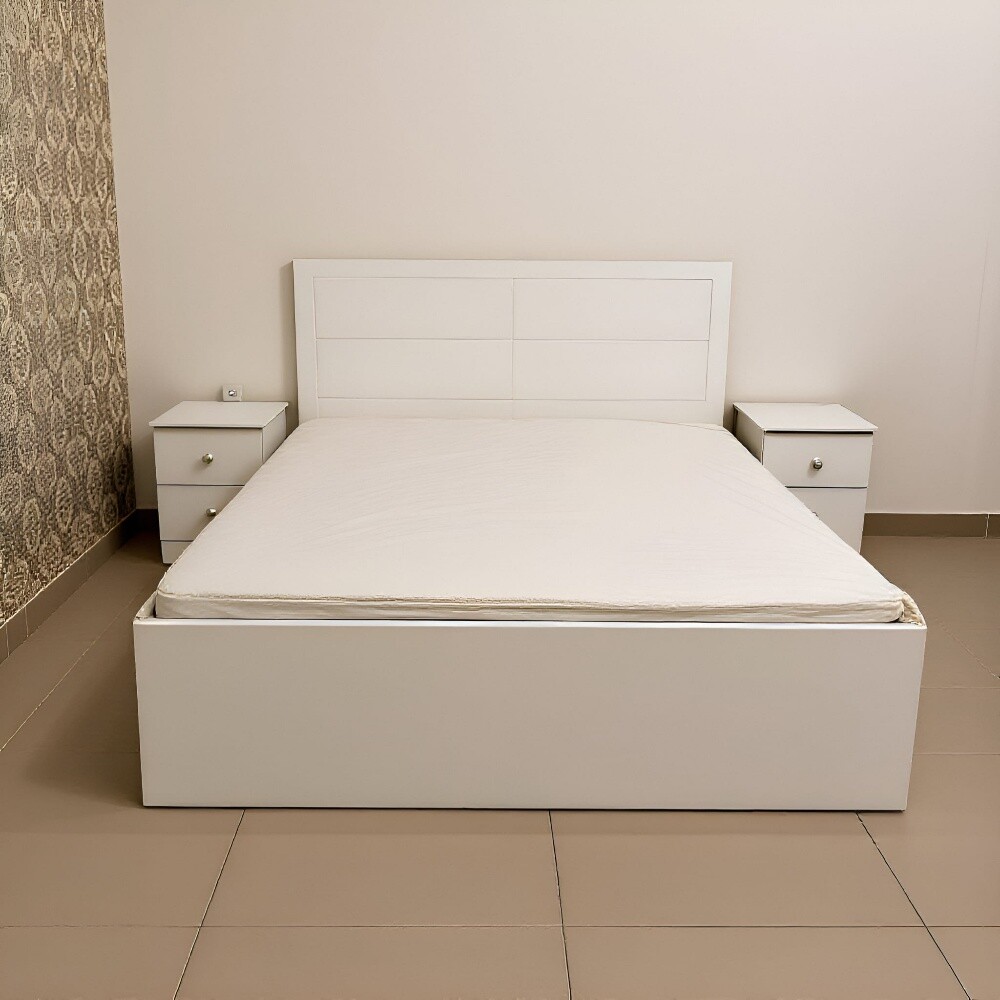 Bed or mattress available - 10