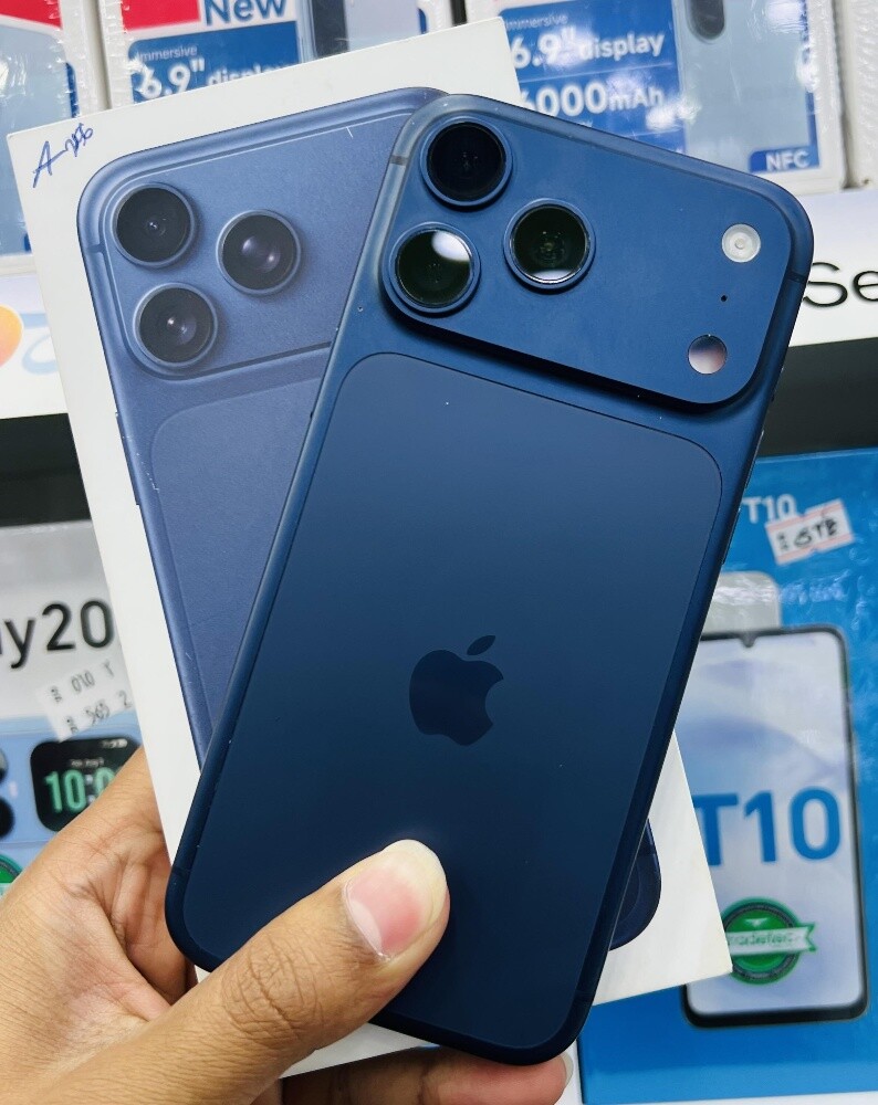 17 pro max, 256Gb,blue titanium - 3