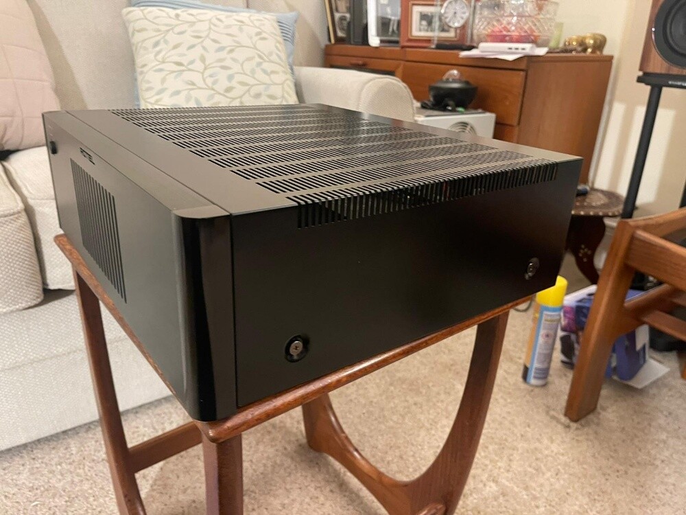 Rotel RMB-1575 Five-Channel Amplifi - 2