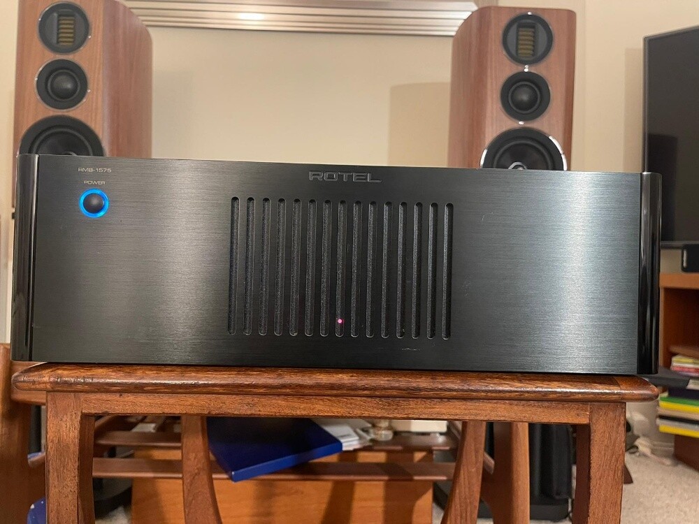 Rotel RMB-1575 Five-Channel Amplifi - 1