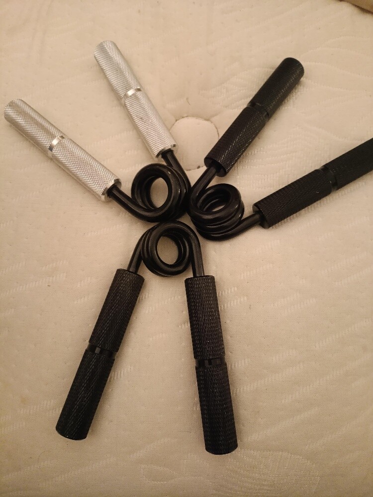 HAND GRIP - 1