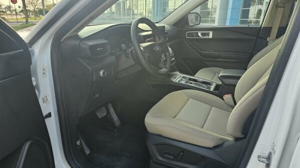 2020 Ford Explorer (under warranty) - 9